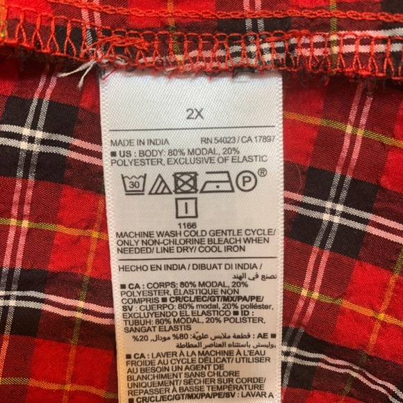 Old Navy Red Tartan Plaid Babydoll Dress 2X Smocked Milk Maid Holiday Christmas - Picture 9 of 9